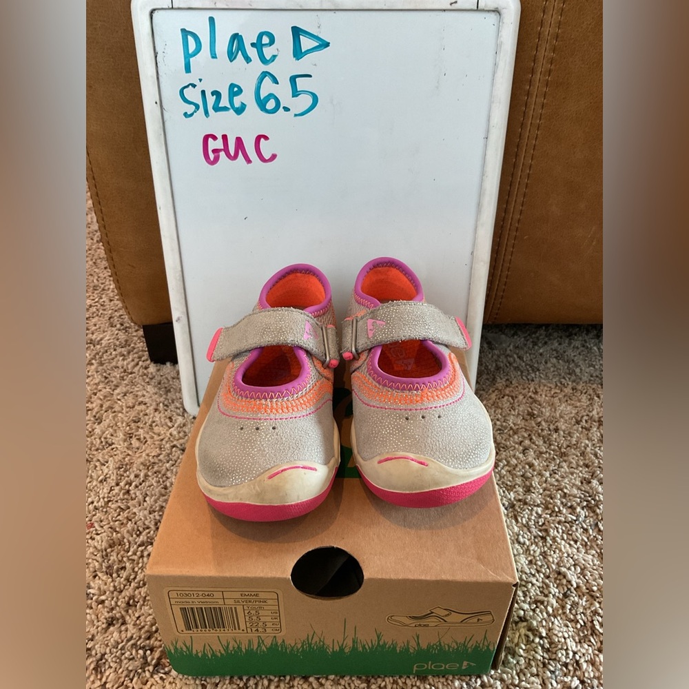 PLAE Kids' Pink and Gray Sneakers